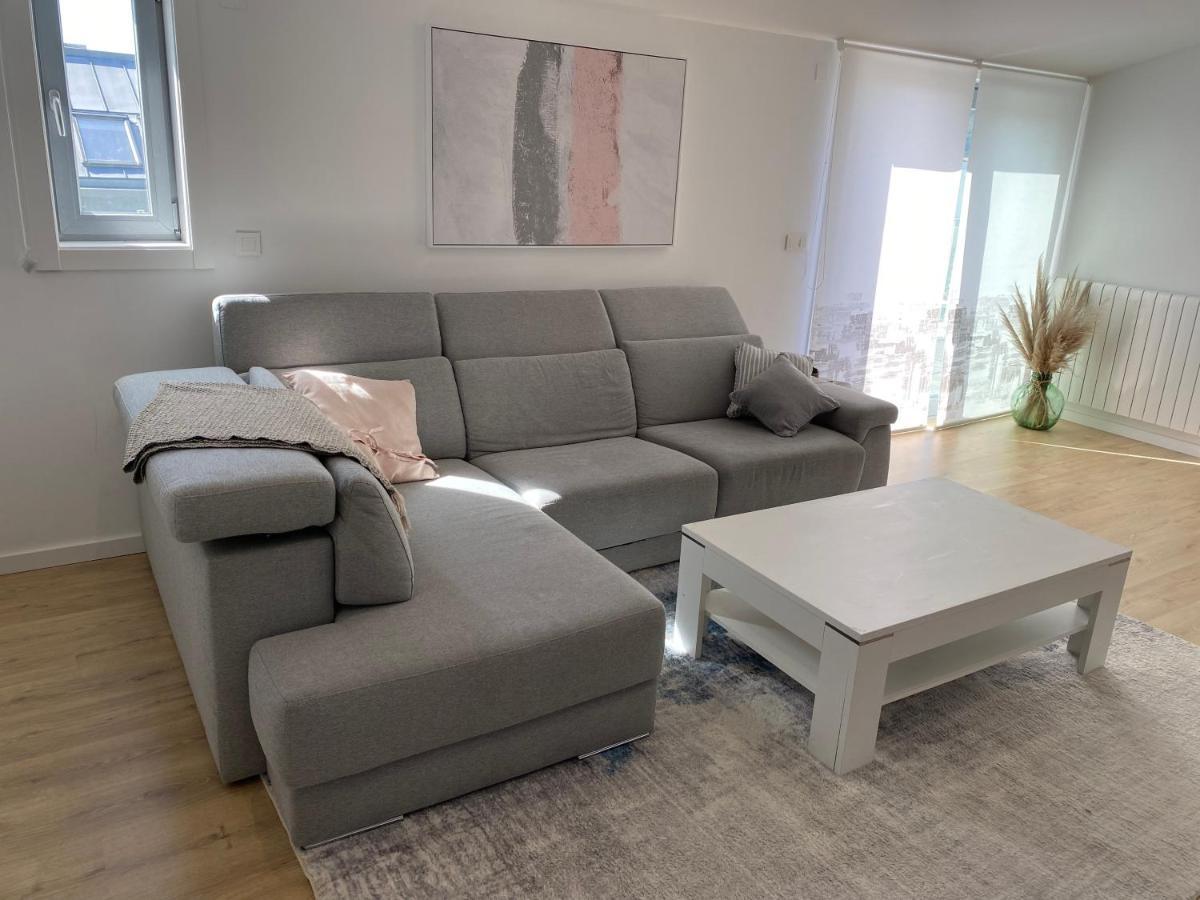 Atico Noa Con Terraza Y Parking Apartment Pontevedra Exterior photo