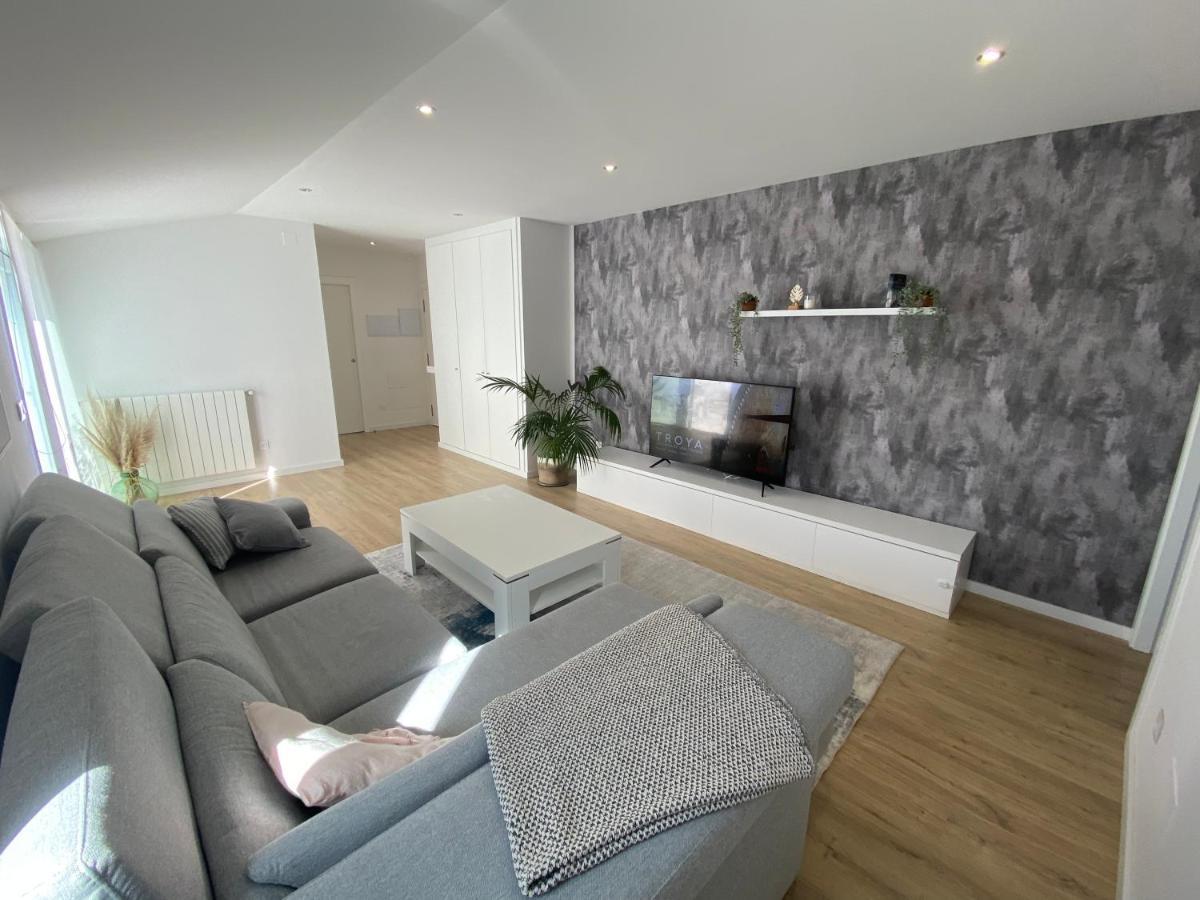 Atico Noa Con Terraza Y Parking Apartment Pontevedra Exterior photo