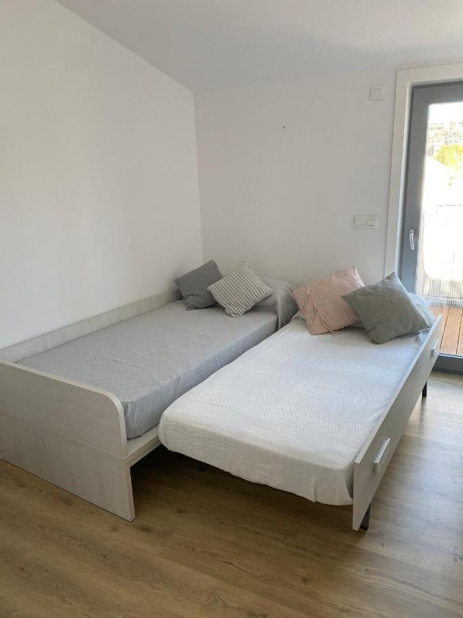 Atico Noa Con Terraza Y Parking Apartment Pontevedra Exterior photo